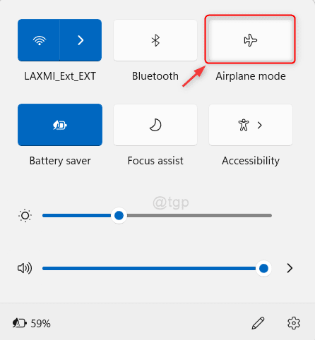 airplane mode keeps turning on windows 10