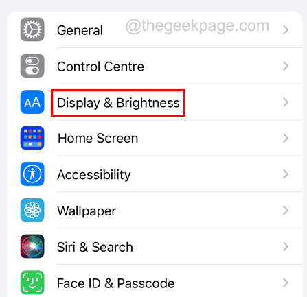 how to turn on yellow light in iphone