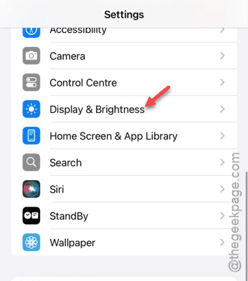 App icons are too small on iPhone - How to fix 1 display and brightness min