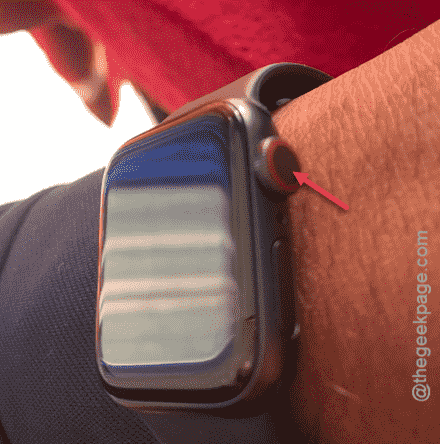 Apple Watch is not connecting to Wi-Fi: Fix 3 watch crown min