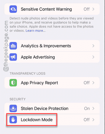 Cellular service is not working after iOS 26 update - How to Fix 1 lock down open min