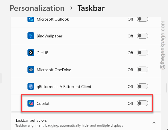Copilot Pinning Itself in the Taskbar : How to Fix 2 copilot end